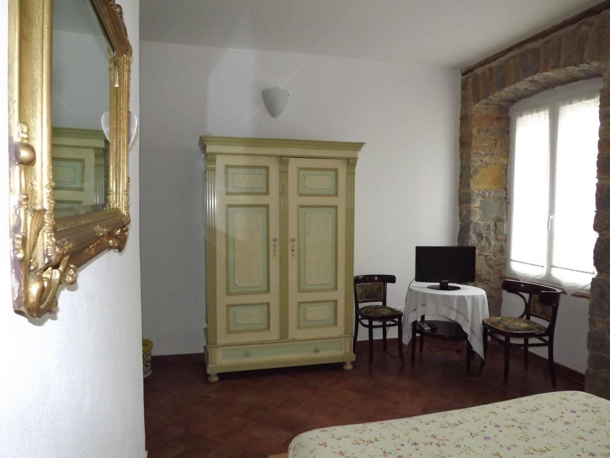 B&B Gens Julia Триест Экстерьер фото